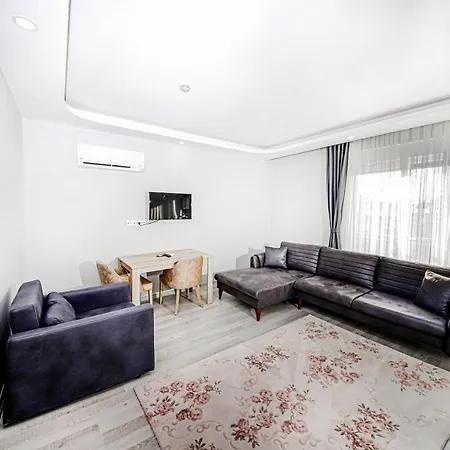 Apartament Adam Apart 2 *